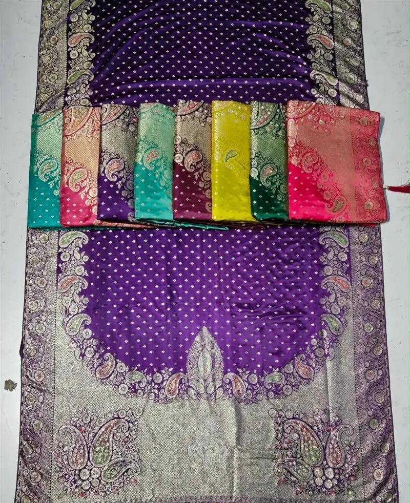 Satin Mina Zarkan, design 4273 JP